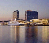 Mövenpick Hotel Amsterdam (Amsterdam) http://www.moevenpick-amsterdam.com (auf Englisch)