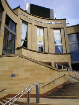 Glasgow Royal Concert Hall (Glasgow) http://www.glasgowconcerthalls.com/ (en anglais)