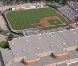 Cashman Center (Las Vegas, NV) http://www.vegasmeansbusiness.com/listing/cashman-center/31136/ (en anglais)